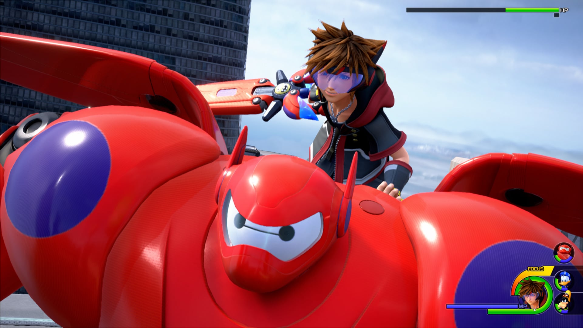Sora rides a robot.
